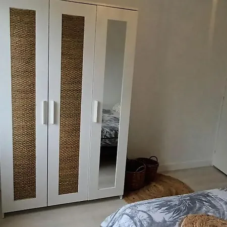 בית נופש Maison Avec Grand Jardin Proche De Pegasus Bridge Ranville