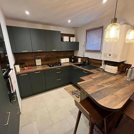 בית נופש Maison Avec Grand Jardin Proche De Pegasus Bridge