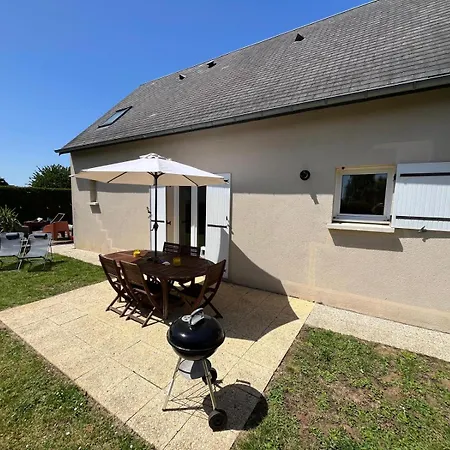 Maison Avec Grand Jardin Proche De Pegasus Bridge 別荘 Ranville